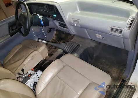 1994 Ford Ranger z USA, uszkodzony, nr VIN 1FTCR11X0RPA59929